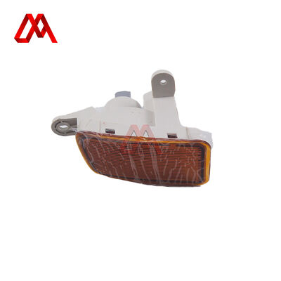 High Quality Front Turn Signal Assembly 1-82210259-0 1822102590 Heavy Truck Replacement Parts for CXZ05 CYZ06