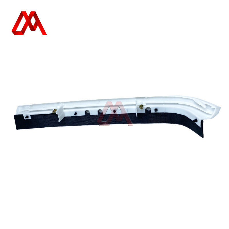 Truck OEM Parts Lower Head Lamp Grille R 8-97867331-0 8978673310 Lower Headlight Trim Panel (R）White for ISUZU 100P 4JB1