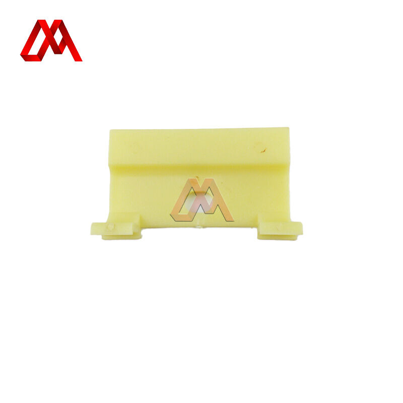 8-97852076-1 8978520761 Door Window Glass Clip for Isuzu 100P